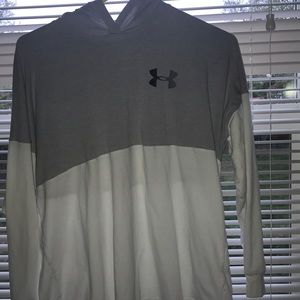 under armor long sleeve flowy shirt